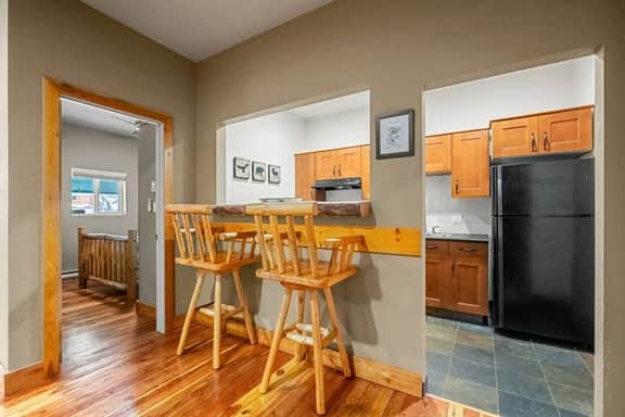Paddlers Inn - Angler's Suite | Close to Lake/Fish - Image 4