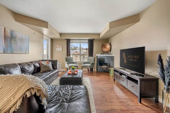 Penthouse Corner | Pool | Hot Tub | Top Floor - Image 2