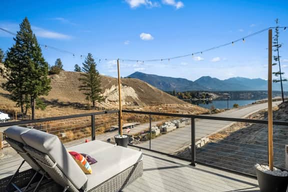Salt & Stone | Lake/Private Beach | Mountain Views - Image 5