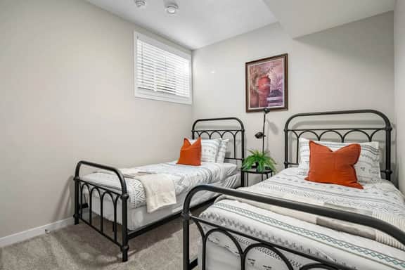 Terra | Rangeview | Close to Parks | Pet Friendly - Image 4
