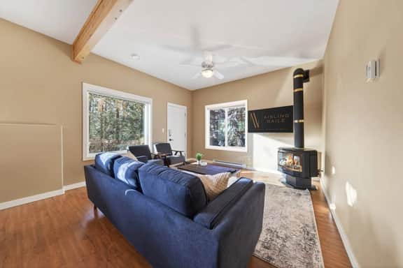 Timberline | 2 Full Suites | Backyard | Pets Ok - Image 4