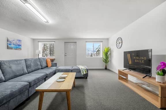 Valley View Suite | Hot Springs | Central | AC - Image 2