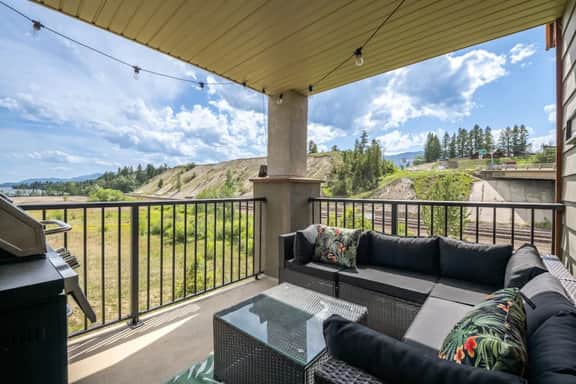Waterfront Bliss | Lakeview | Pool | Hot Tub | Gym - Image 3